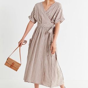 Urban Outfitters Gabrielle Linen Wrap Dress